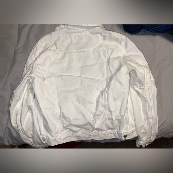 Forever 21 Men’s Jean Jacket - Picture 3 of 4